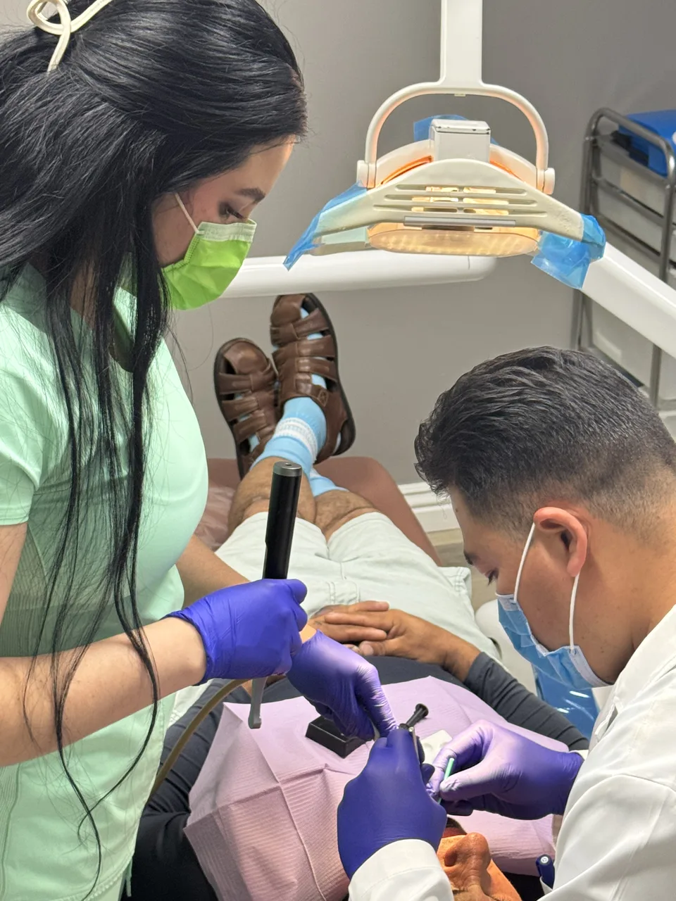 Dentist at Latino Americano Dental treating a patient at the San Jose office